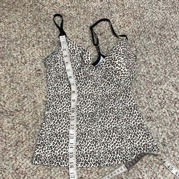 Marilyn Monroe padded cup tank - Picture 5 of 7